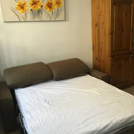 度假居 In The Heart Of St Julians Saint Julian's